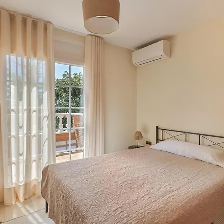 Vineyard Vista Retreat - * Pacs del Penedes