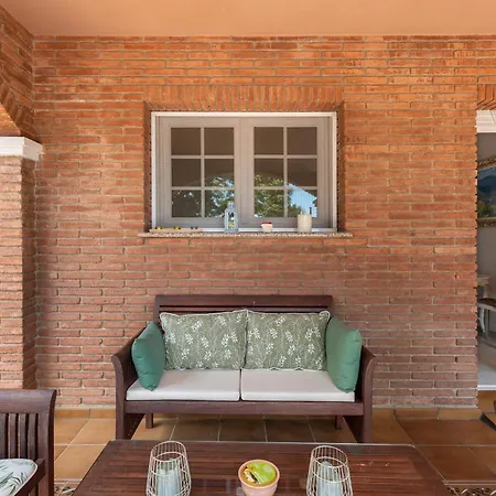 Vineyard Vista Retreat - Pacs del Penedes